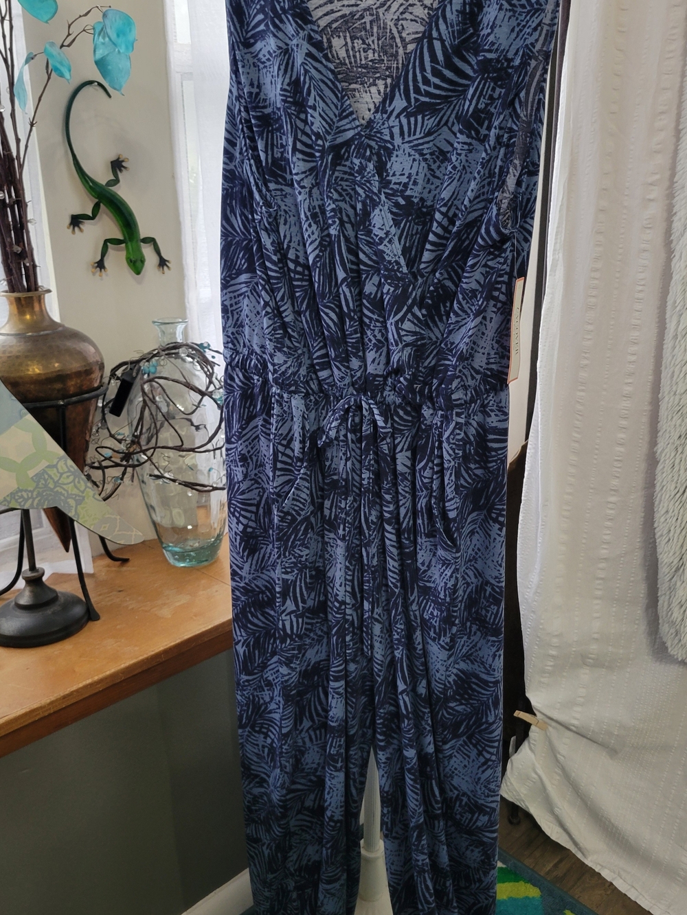 Uncover Navy Tropical Leaf-Print V-Neck Jumpsuit